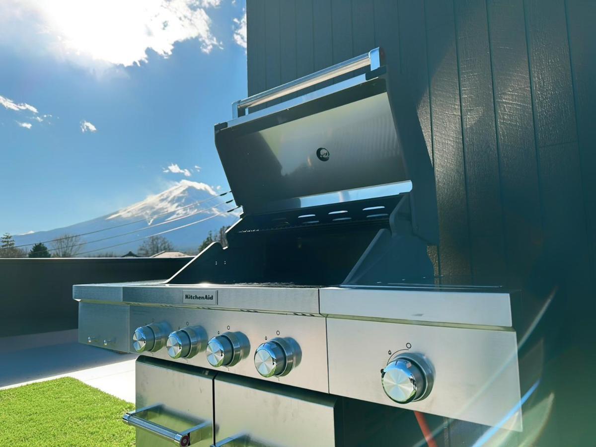 ヴィラ山間堂 Terrace Villa Bbq Bonfire Fuji View Annovillas Fujikawaguchiko Extérieur photo